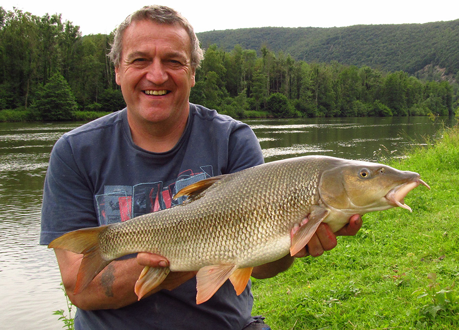 An Early Season Barbel Session To Remember - Ade Kiddell