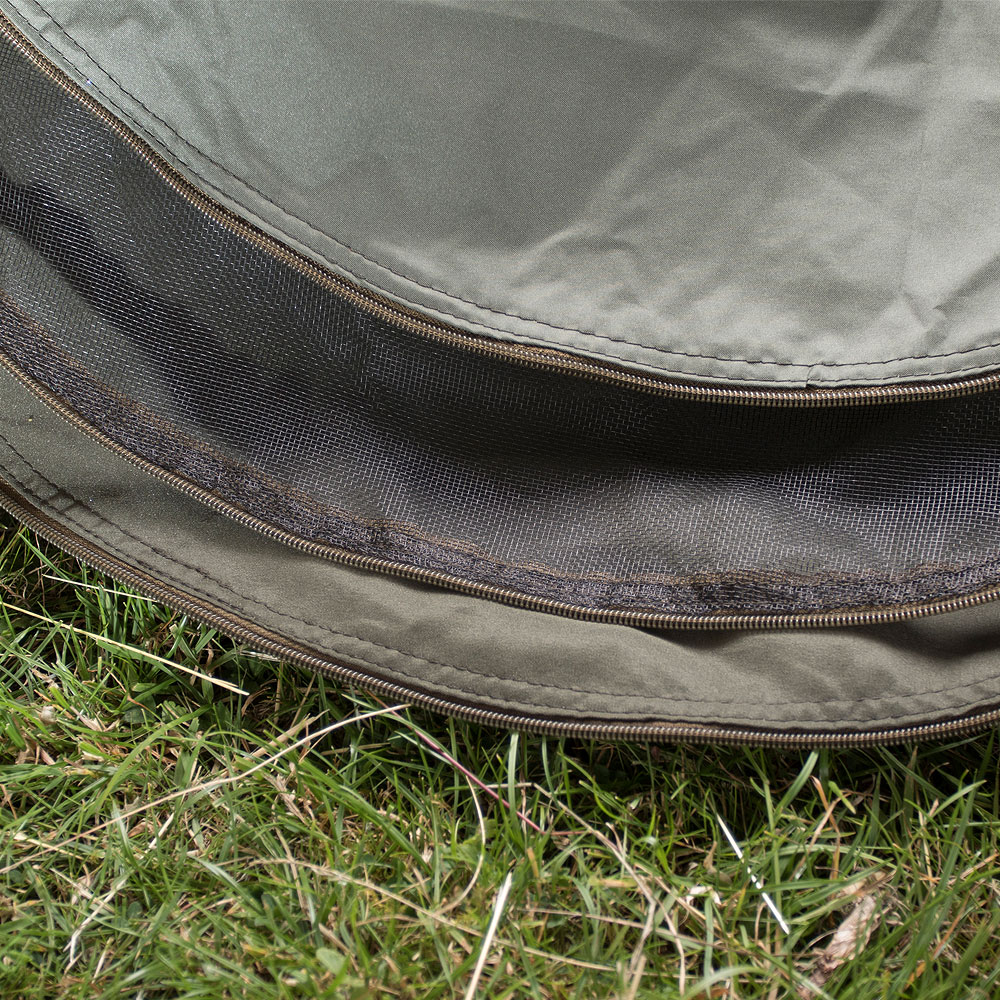 Avid Carp HQ Twin Skin Bivvy Mk2 1 Man Close Up 6