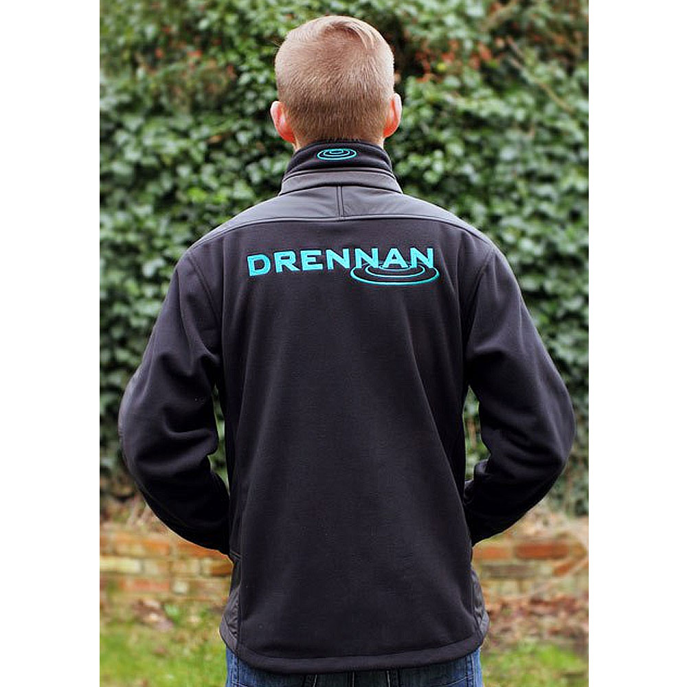 Drennan Wind Beater Fleece In Use 1