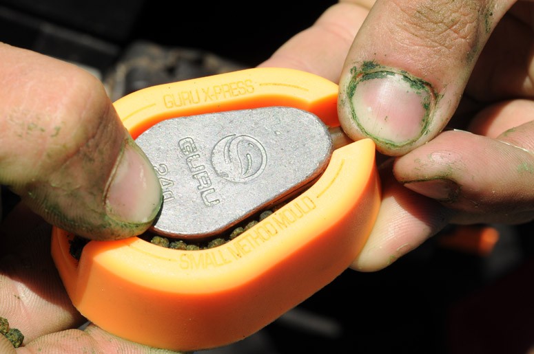 Guru X-Press Method Fishing Moulds In Use 3