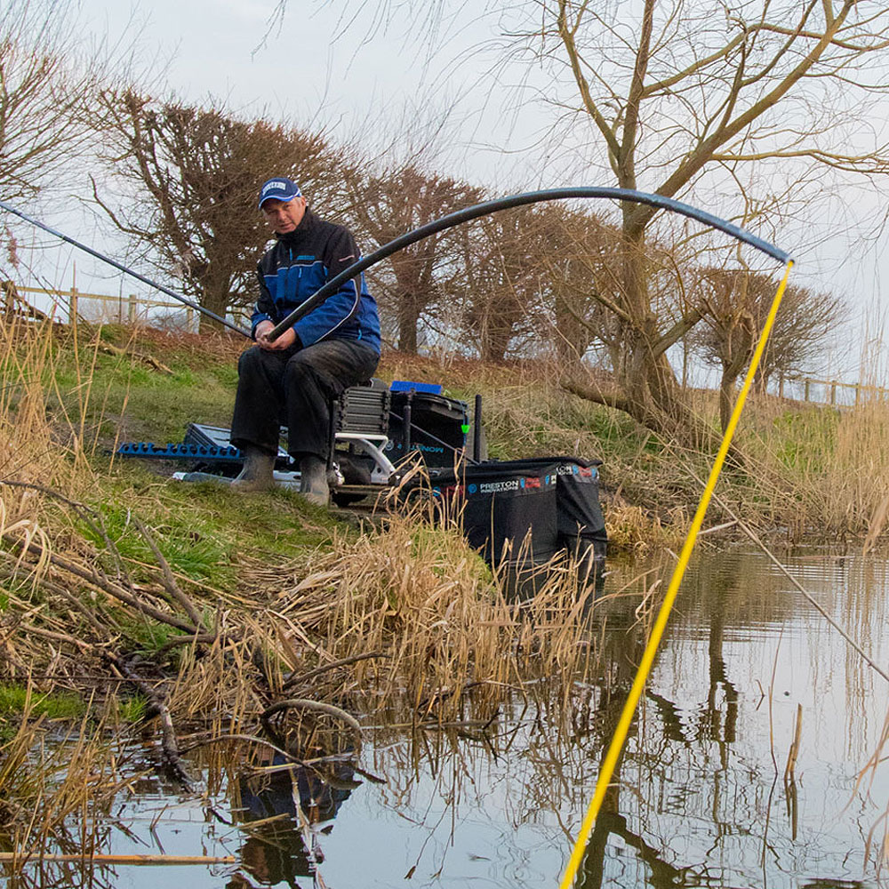 Preston Monster Roller Pulla Margin Pole In Use