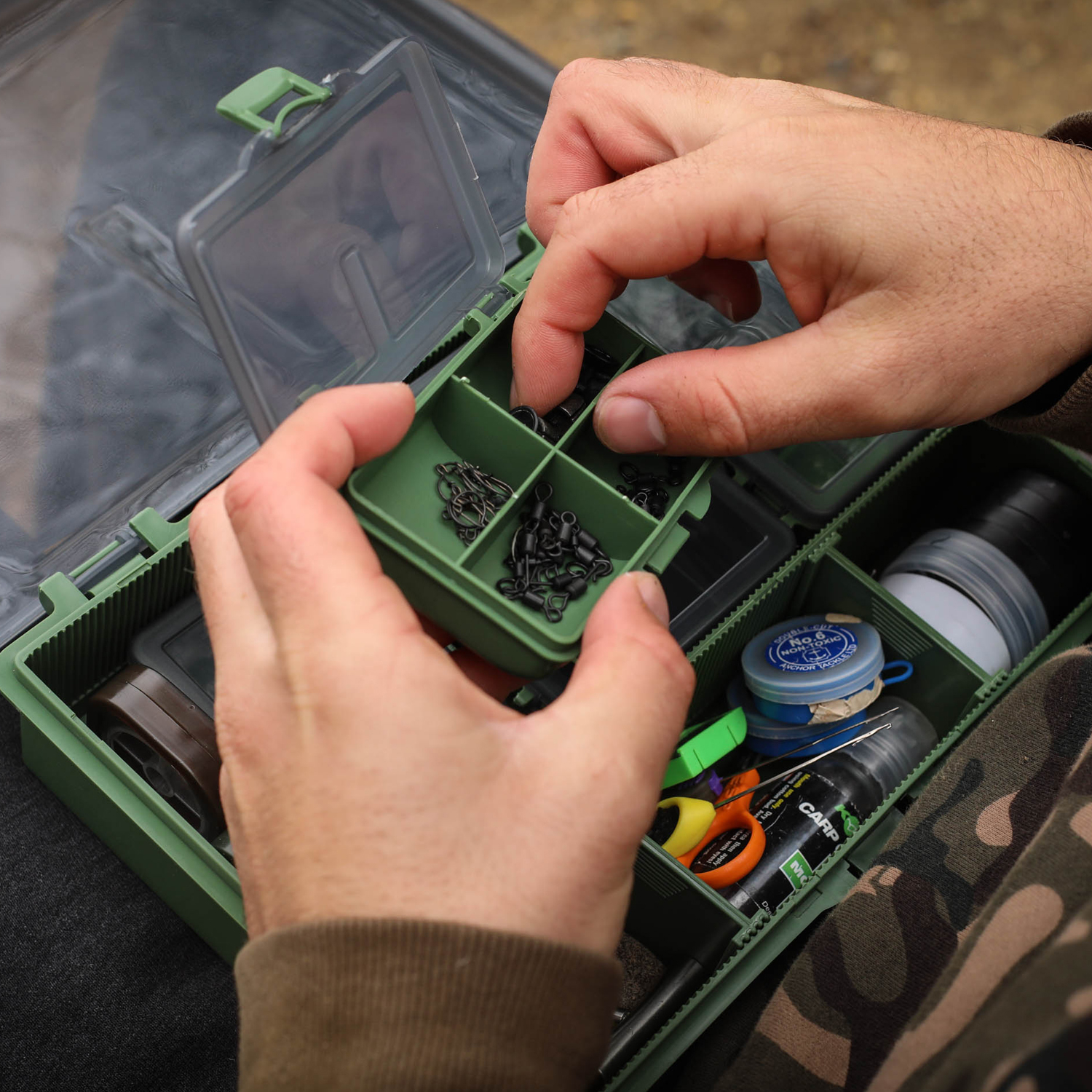 Advanta Carp Tackle Box Complete In Use 2