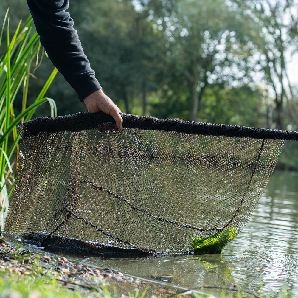 Advanta Landing Net With Net Floats 42 Inch & 6ft Handle 2 Piece 1