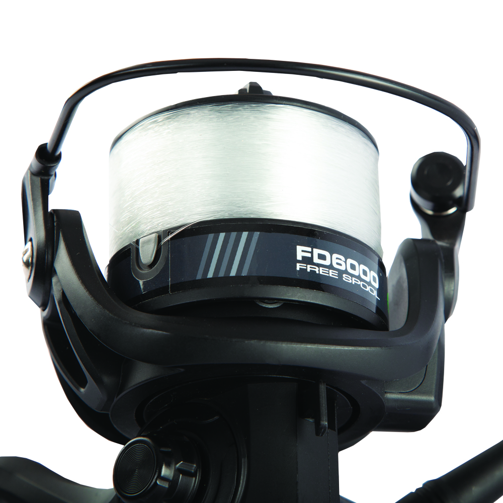 Discover Free Spool Fishing Reel Close Up 3