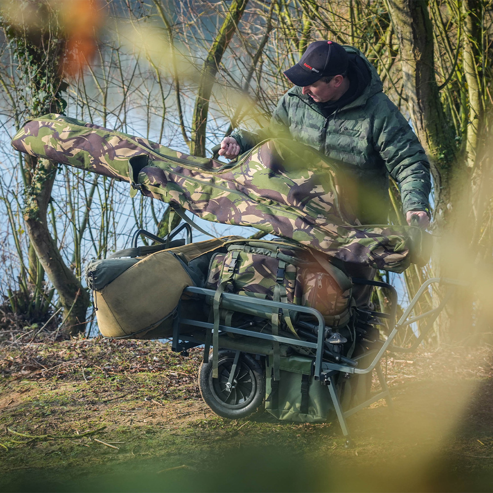 Advanta Session Plus Carp Fishing Barrow In Use 5