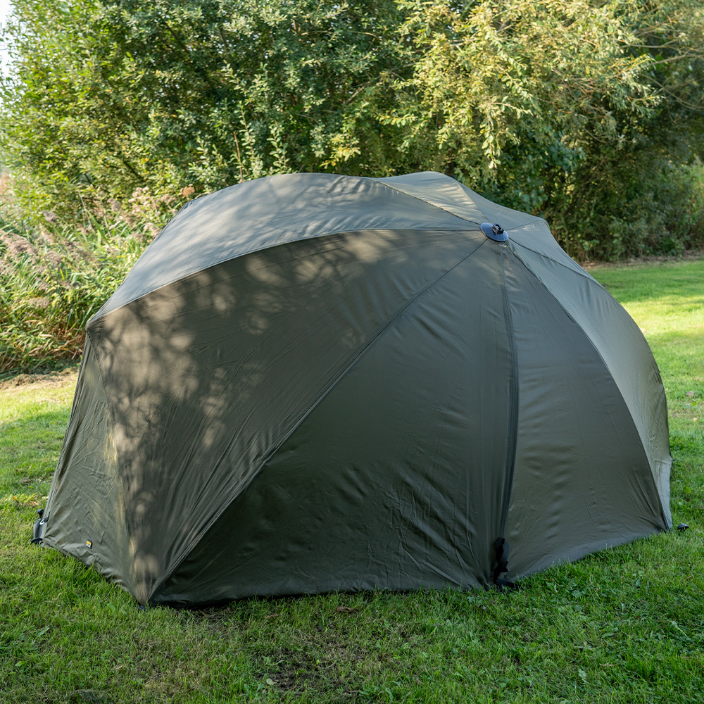 Solar Bankmaster Oval Brolly 60" In Use 4