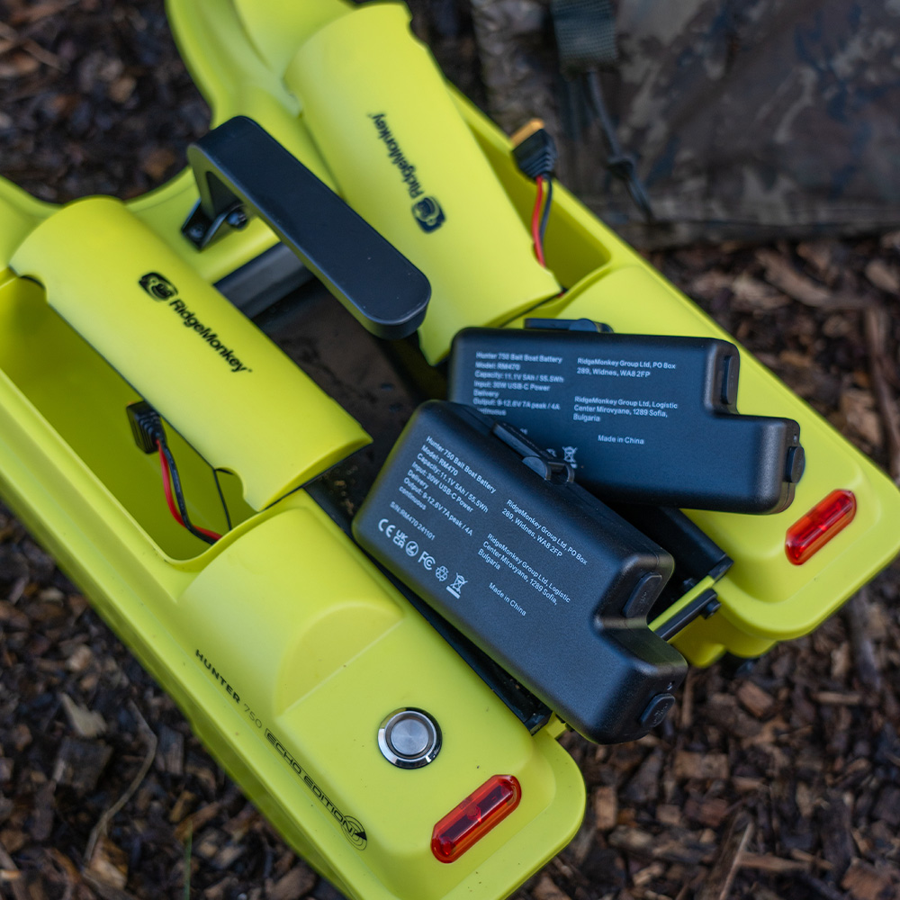 RidgeMonkey Hunter 750 Bait Boat - Hi-Viz & Echo Edition In Use 6