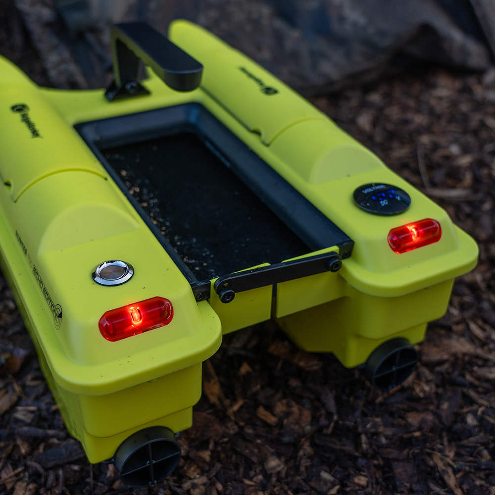 RidgeMonkey Hunter 750 Bait Boat - Hi-Viz & Echo Edition In Use 8