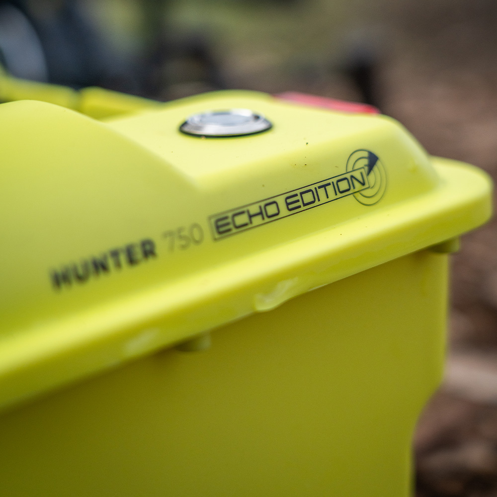 RidgeMonkey Hunter 750 Bait Boat - Hi-Viz & Echo Edition In Use 11