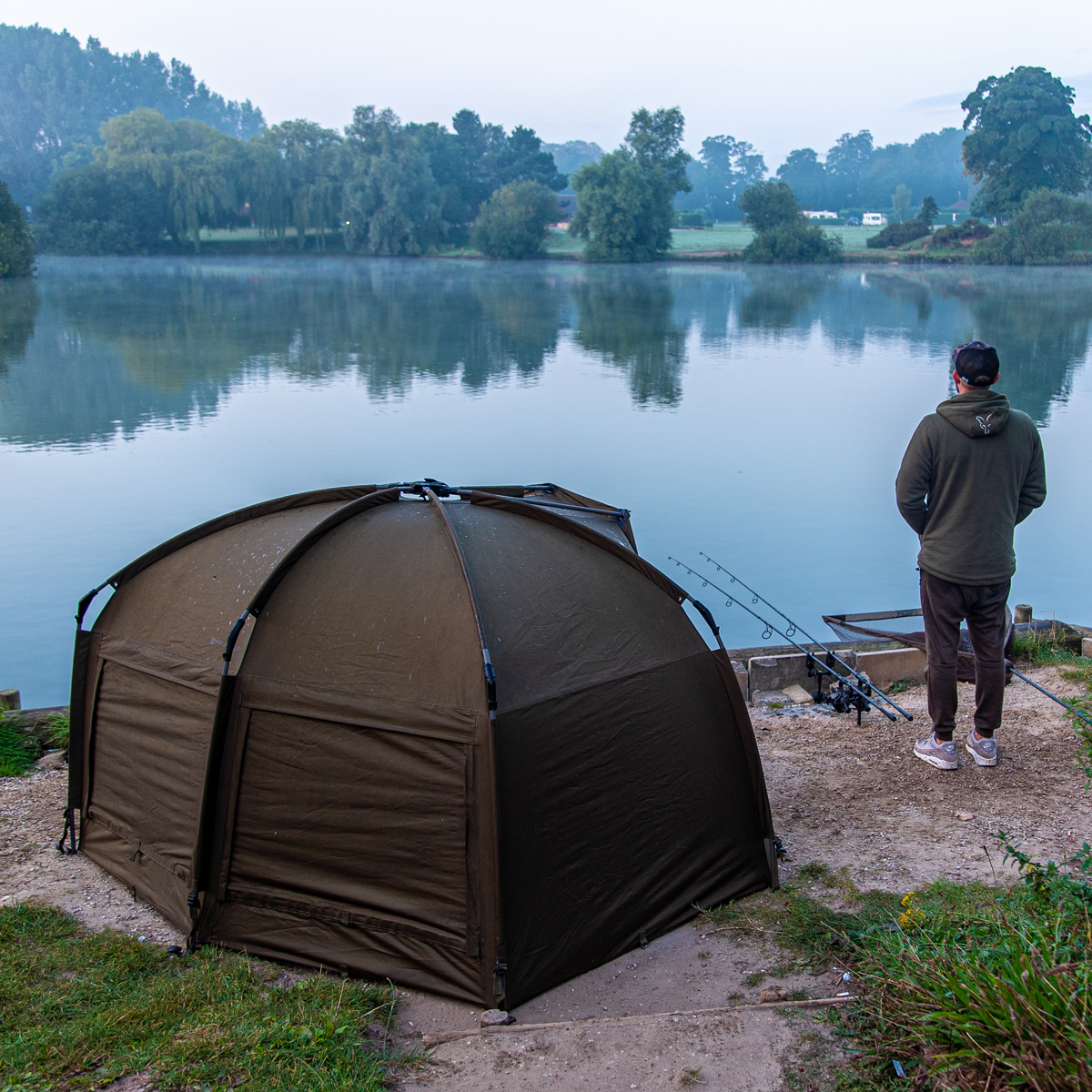 Fox Frontier Fishing Bivvy Back