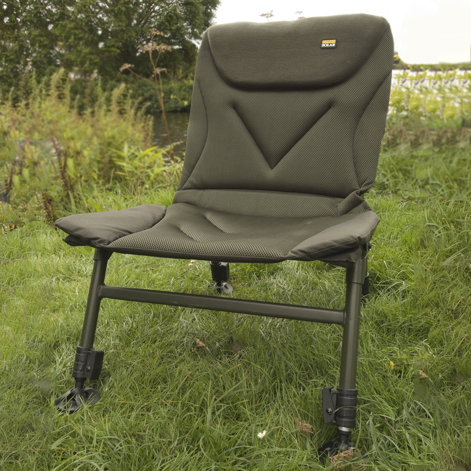 Solar Bankmaster Guest Fishing Chair 1