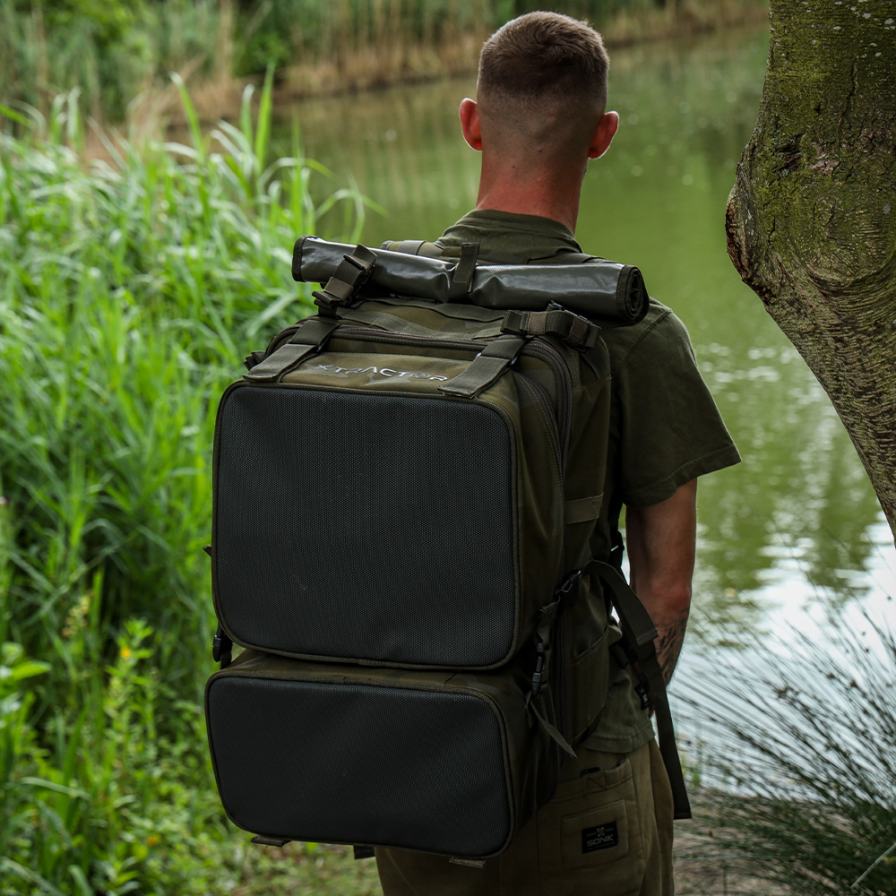 Sonik Xtractor Rucksack In Use 2