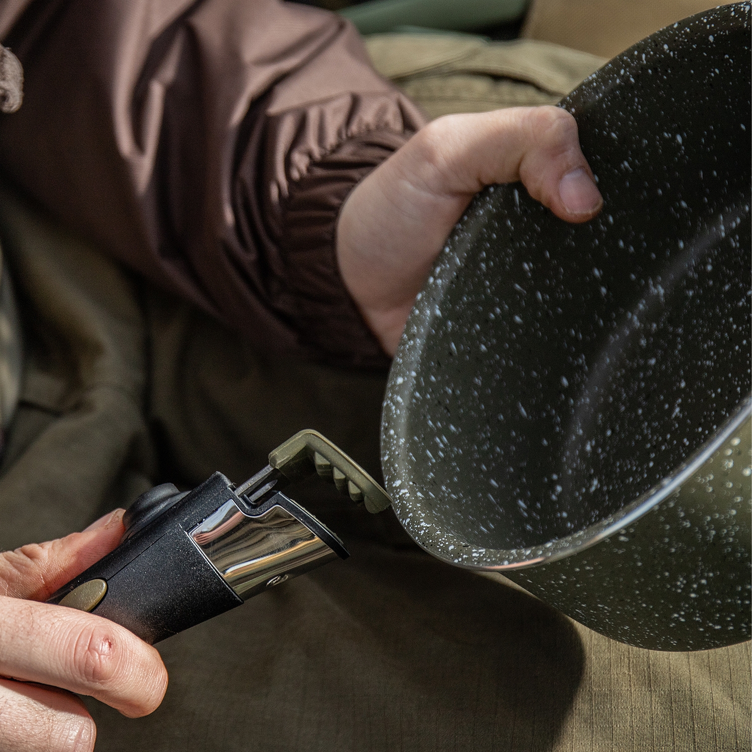 Trakker Armolife Marble Fishing Cookset In Use 2