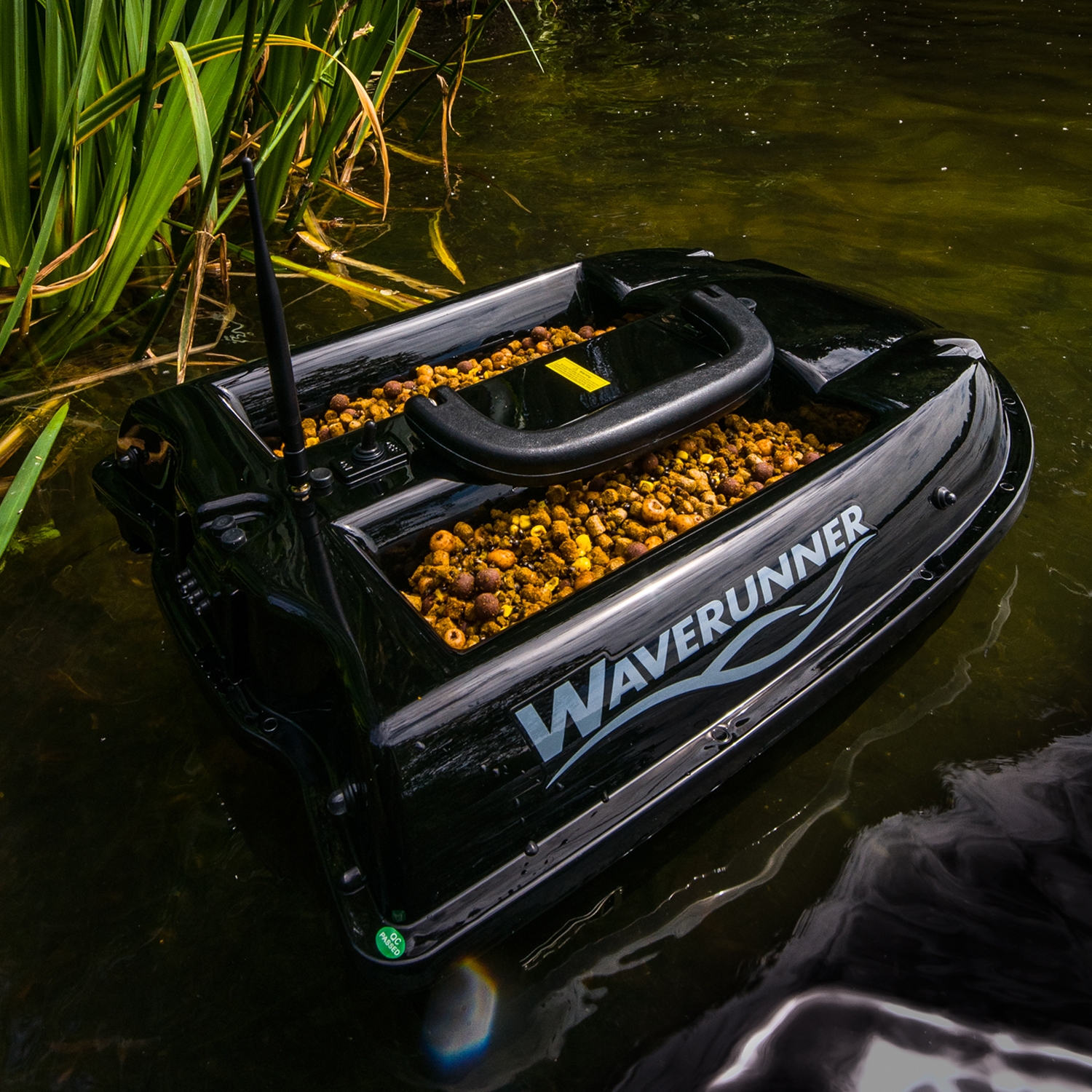 Waverunner Bait Boat MK4 1